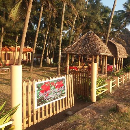 Sukriti Beach Resort Varkala Ngoại thất bức ảnh