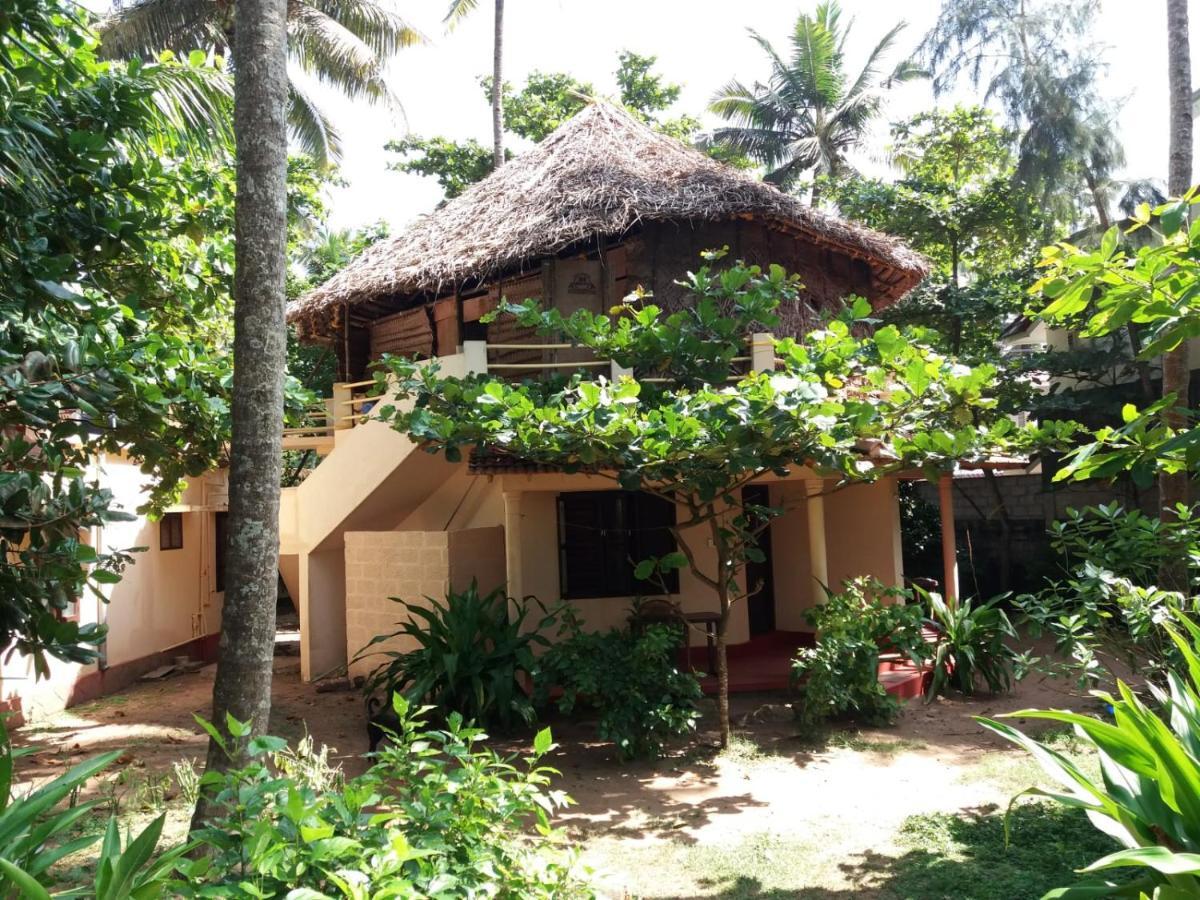 Sukriti Beach Resort Varkala Ngoại thất bức ảnh